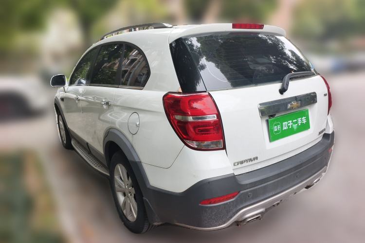 Used Chevrolet Captiva 2015 2.4L 4x4 Flagship Edition 7-Seater Rear Left 45 Deg