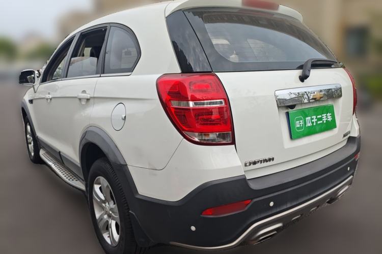 Used Chevrolet Captiva 2015 2.4L Two-Wheel Drive Urban Version 5 Seats Rear Left 45 Deg