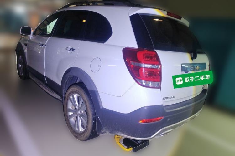 Used Chevrolet Captiva 2015 2.4L 4x4 Flagship Edition 7-Seater Rear Left 45 Deg