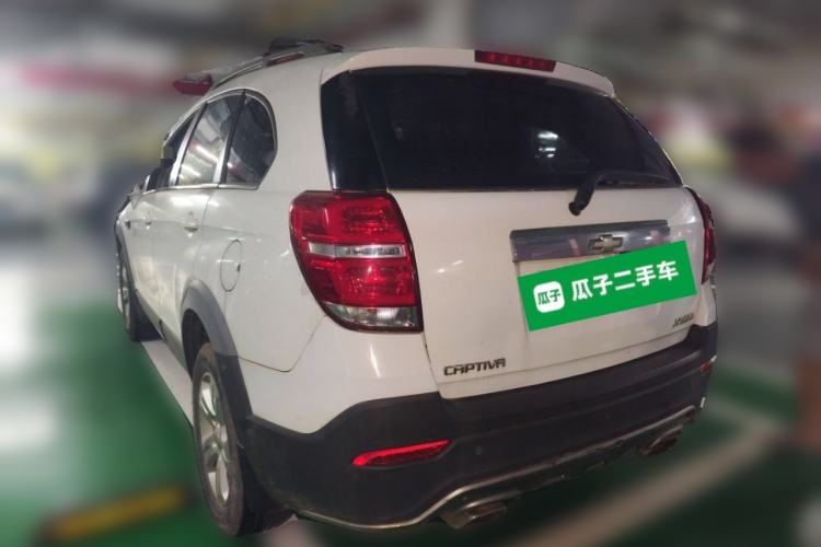 Used Chevrolet Captiva 2015 2.4L Two-Wheel Drive Urban Version 5 Seats Rear Left 45 Deg
