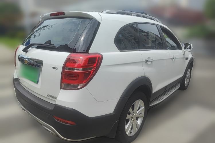 Used Chevrolet Captiva 2015 2.4L 4x4 Flagship Edition 7-Seater Rear Right 45 Deg