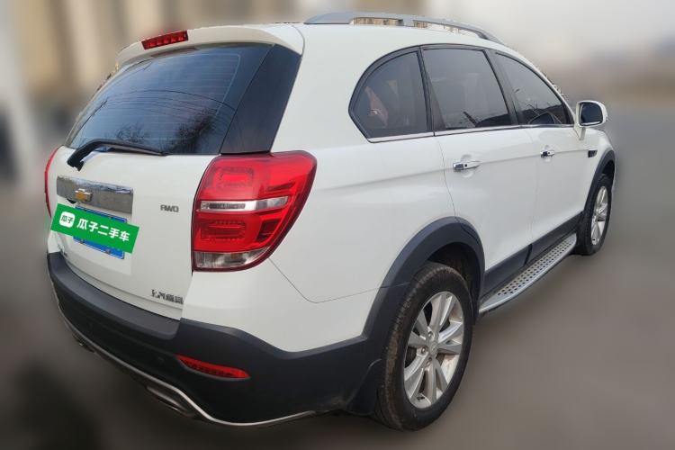 Used Chevrolet Captiva 2015 2.4L 4x4 Flagship Edition 7-Seater Rear Right 45 Deg