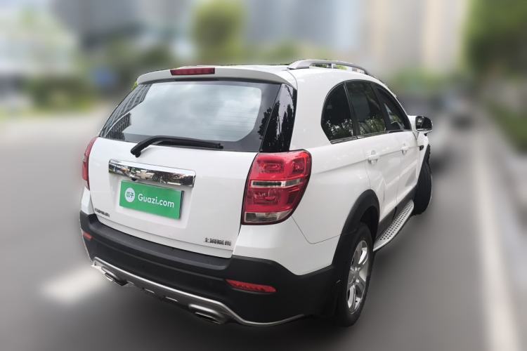 Used Chevrolet Captiva 2015 2.4L Two-Wheel Drive Urban Version 5 Seats Rear Right 45 Deg