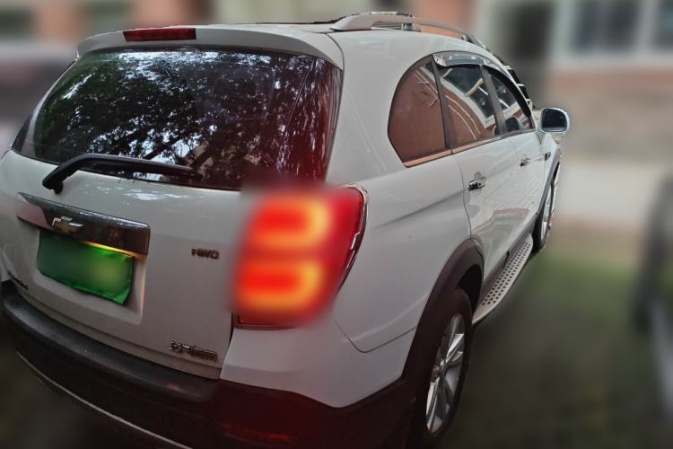 Used Chevrolet Captiva 2015 2.4L 4x4 Flagship Edition 7-Seater Rear Right 45 Deg