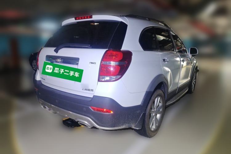 Used Chevrolet Captiva 2015 2.4L 4x4 Flagship Edition 7-Seater Rear Right 45 Deg