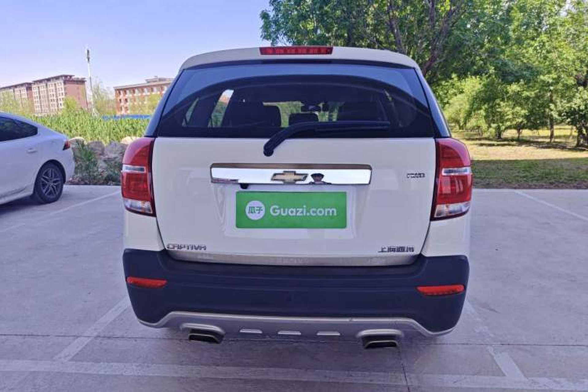 Used Chevrolet Captiva 2015 2.4L 4x4 Flagship Edition 7-Seater Rear