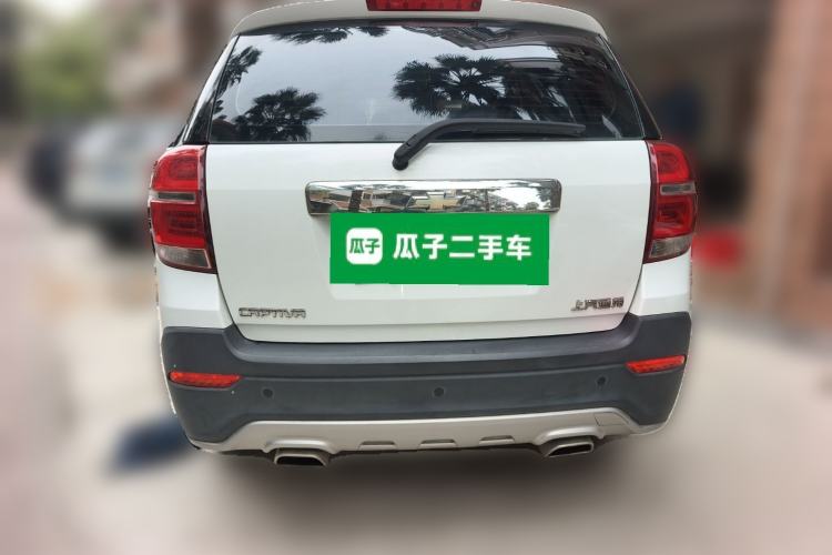Used Chevrolet Captiva 2015 2.4L Two-Wheel Drive Urban Version 7 Seats Rear