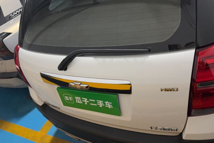 Used Chevrolet Captiva 2015 2.4L 4x4 Flagship Edition 7-Seater Rear