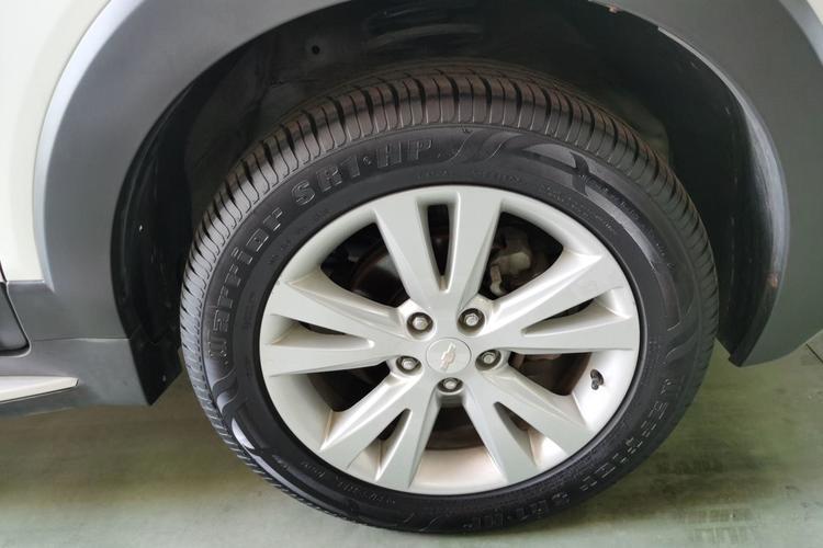 Used Chevrolet Captiva 2015 2.4L 4x4 Flagship Edition 7-Seater Right Front Wheel Hub