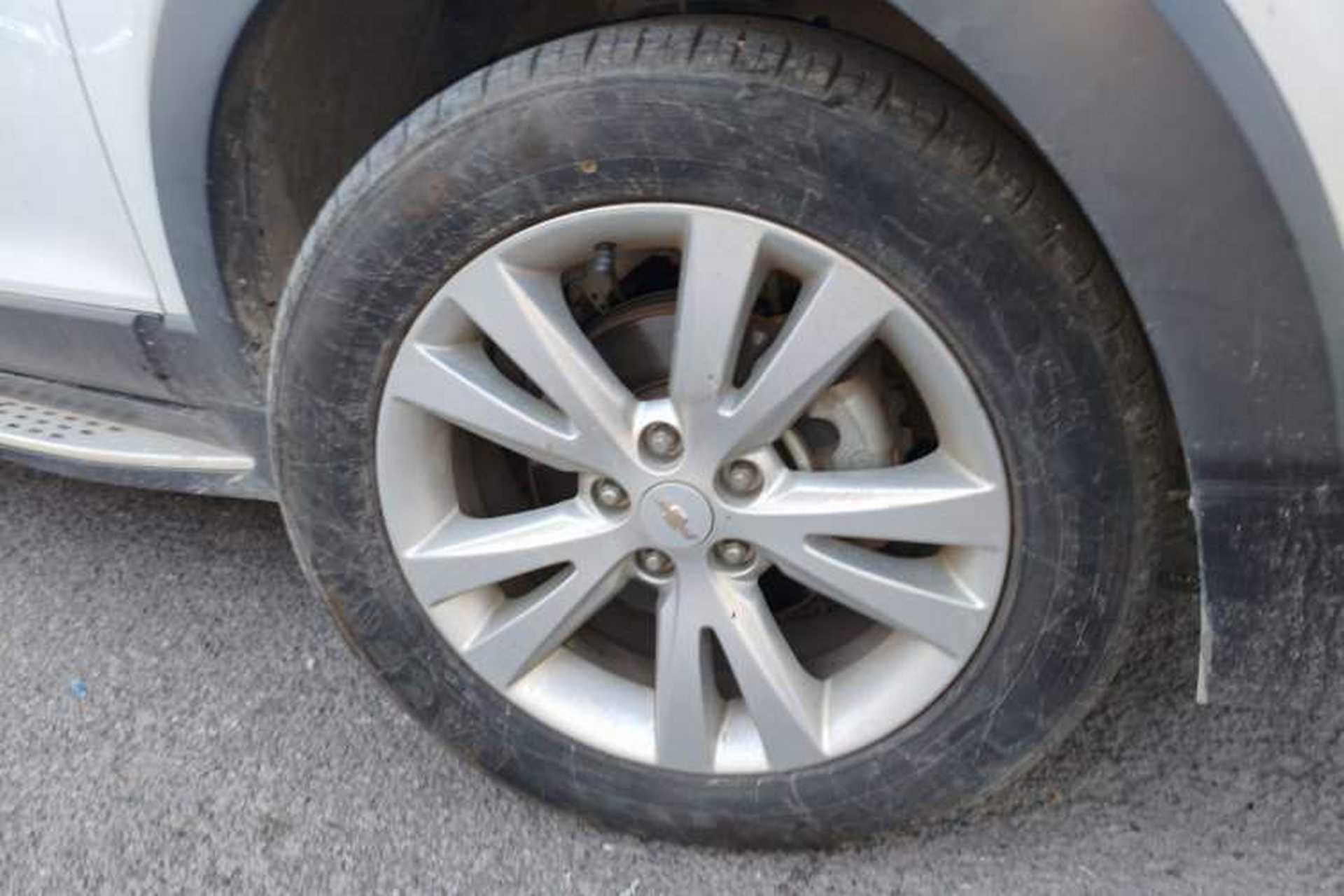 Used Chevrolet Captiva 2015 2.4L 4x4 Flagship Edition 7-Seater Right Front Wheel Hub