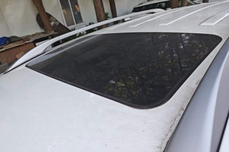 Used Chevrolet Captiva 2015 2.4L 4x4 Flagship Edition 7-Seater Roof