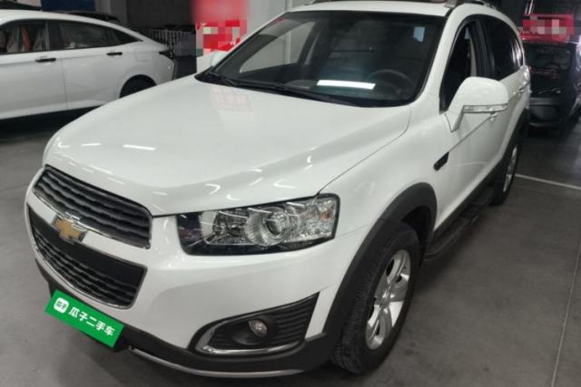 Ojetý Chevrolet Captiva 2015 2.4L Two-Wheel Drive Urban Version 7 Seats