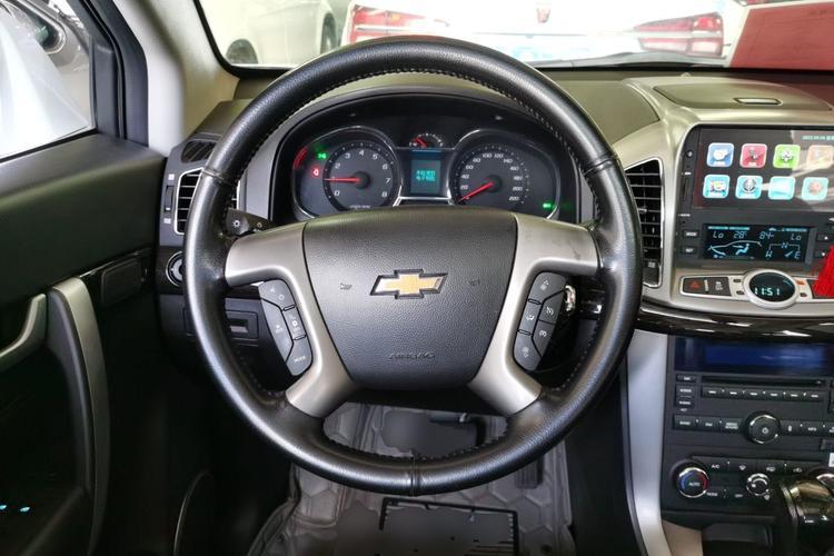 Used Chevrolet Captiva 2015 2.4L 4x4 Flagship Edition 7-Seater Steering Wheel