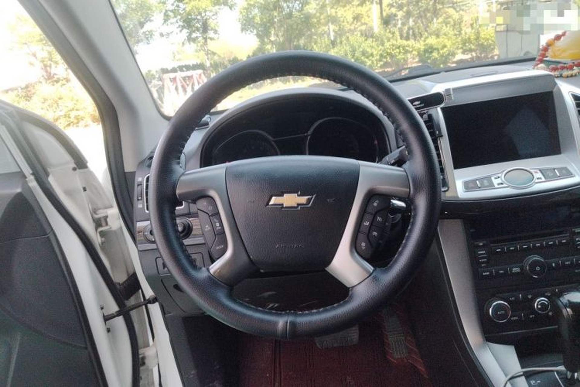 Used Chevrolet Captiva 2015 2.4L 4x4 Flagship Edition 7-Seater Steering Wheel
