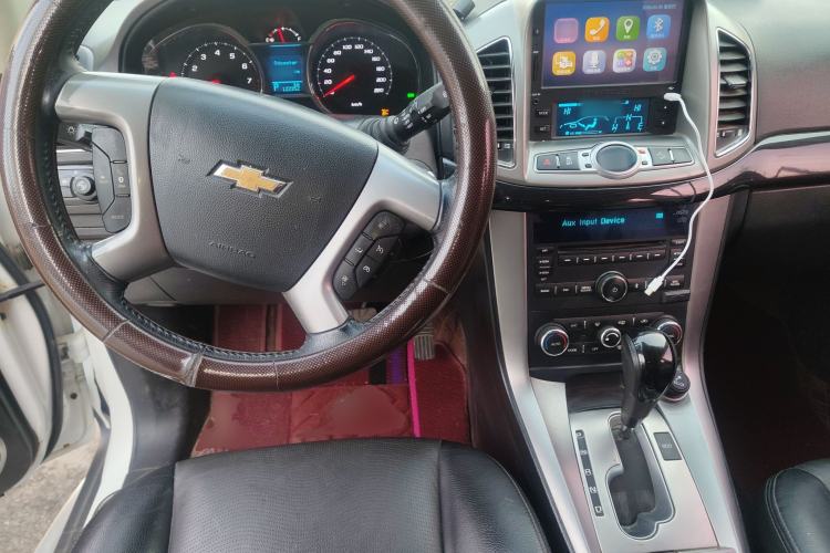 Used Chevrolet Captiva 2015 2.4L 4x4 Flagship Edition 7-Seater Steering Wheel