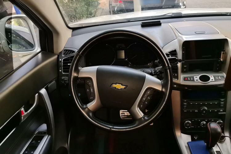 Used Chevrolet Captiva 2015 2.4L 4x4 Flagship Edition 7-Seater Steering Wheel