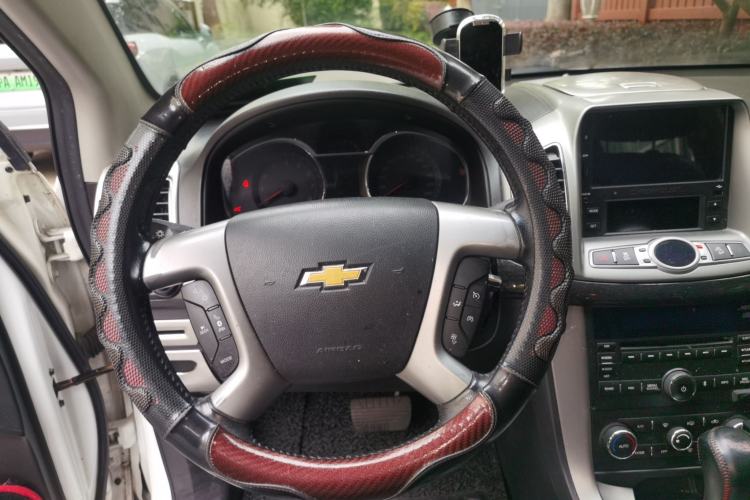 Used Chevrolet Captiva 2015 2.4L 4x4 Flagship Edition 7-Seater Steering Wheel