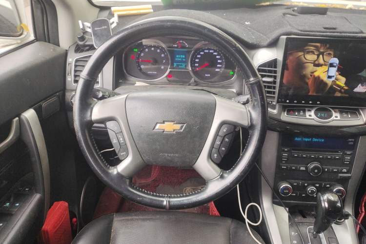 Used Chevrolet Captiva 2015 2.4L 4x4 Flagship Edition 7-Seater Steering Wheel