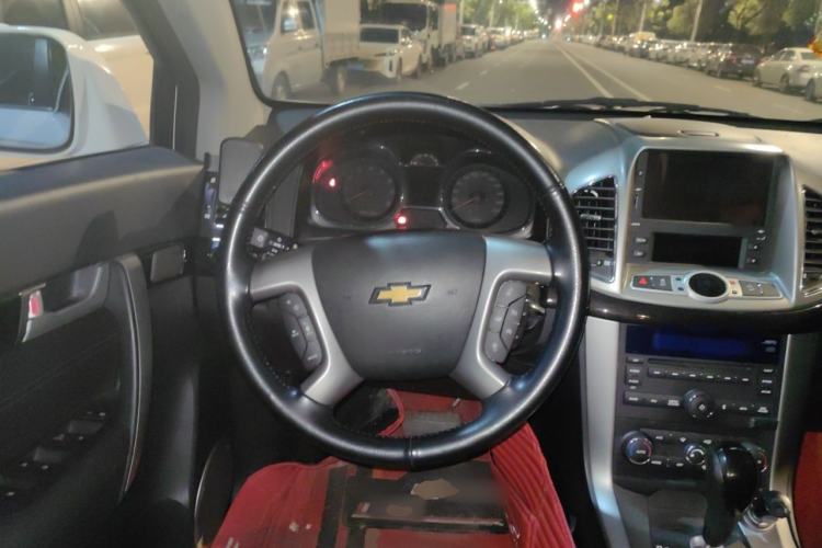 Used Chevrolet Captiva 2015 2.4L 4x4 Flagship Edition 7-Seater Steering Wheel