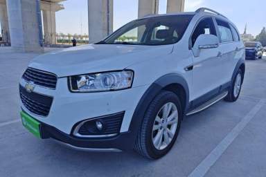 Used Chevrolet Captiva 2015 2.4L 4x4 Flagship Edition 7-Seater