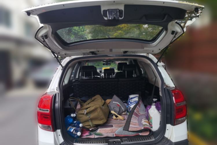Used Chevrolet Captiva 2015 2.4L 4x4 Flagship Edition 7-Seater Trunk
