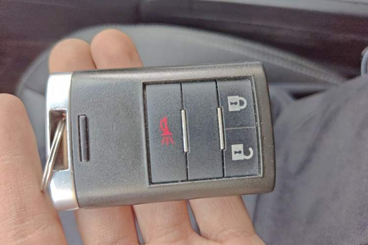 Used Chevrolet Captiva 2015 2.4L 4x4 Flagship Edition 7-Seater Vehicle Key