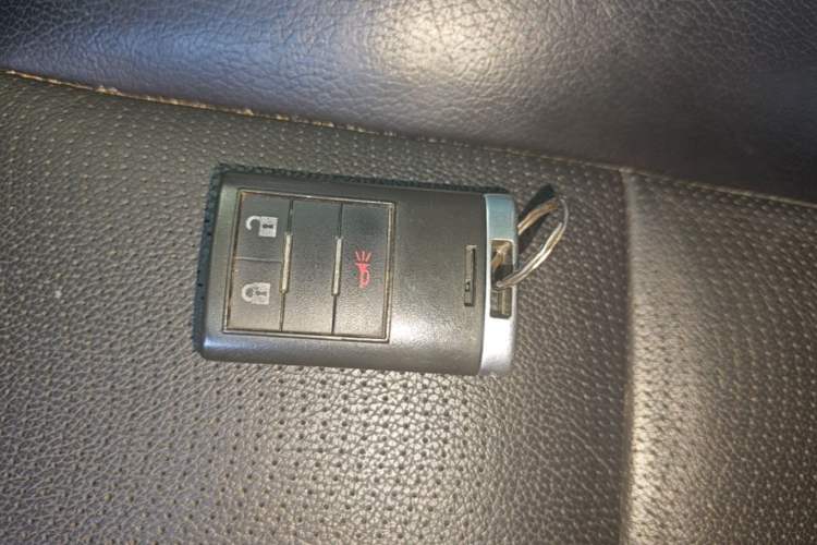 Used Chevrolet Captiva 2015 2.4L 4x4 Flagship Edition 7-Seater Vehicle Key