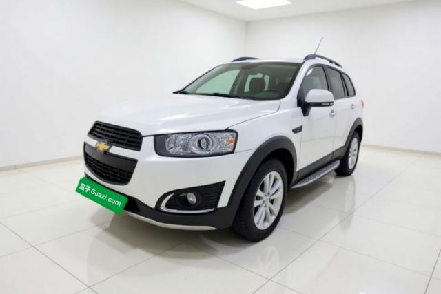 Used Chevrolet Captiva 2015 2.4L 4x4 Flagship Edition 7-Seater