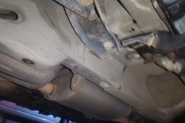 Used Chevrolet Captiva 2015 2.4L 4x4 Flagship Edition 7-Seater Chassis Rear Right