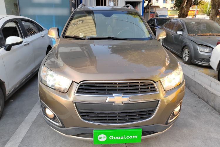 Used Chevrolet Captiva 2015 2.4L 4x4 Flagship Edition 7-Seater Front