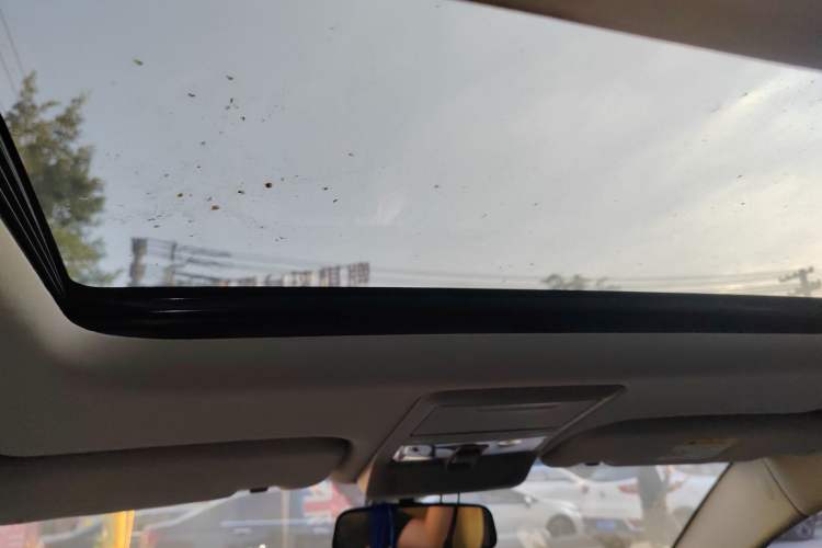 Used Chevrolet Captiva 2015 2.4L 4x4 Flagship Edition 7-Seater Headliner