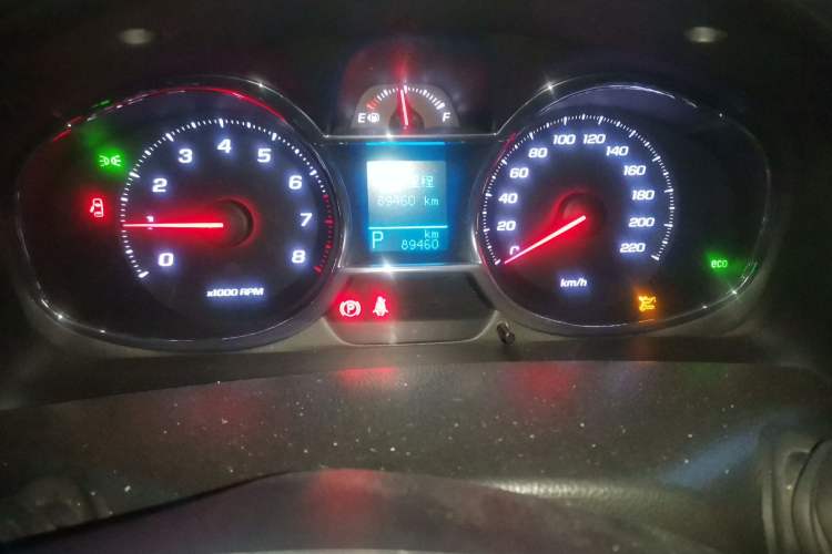 Used Chevrolet Captiva 2015 2.4L 4x4 Flagship Edition 7-Seater Instrument Cluster