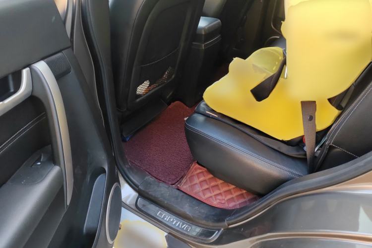 Used Chevrolet Captiva 2015 2.4L 4x4 Flagship Edition 7-Seater Left Rear Seat