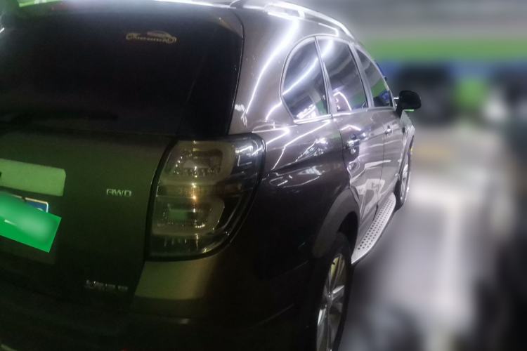 Used Chevrolet Captiva 2015 2.4L 4x4 Flagship Edition 7-Seater Rear Right 45 Deg