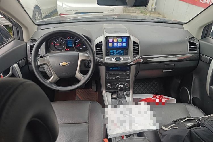 Used Chevrolet Captiva 2017 2.4L Two-Wheel Drive Luxury Edition 7 Seats Center Console