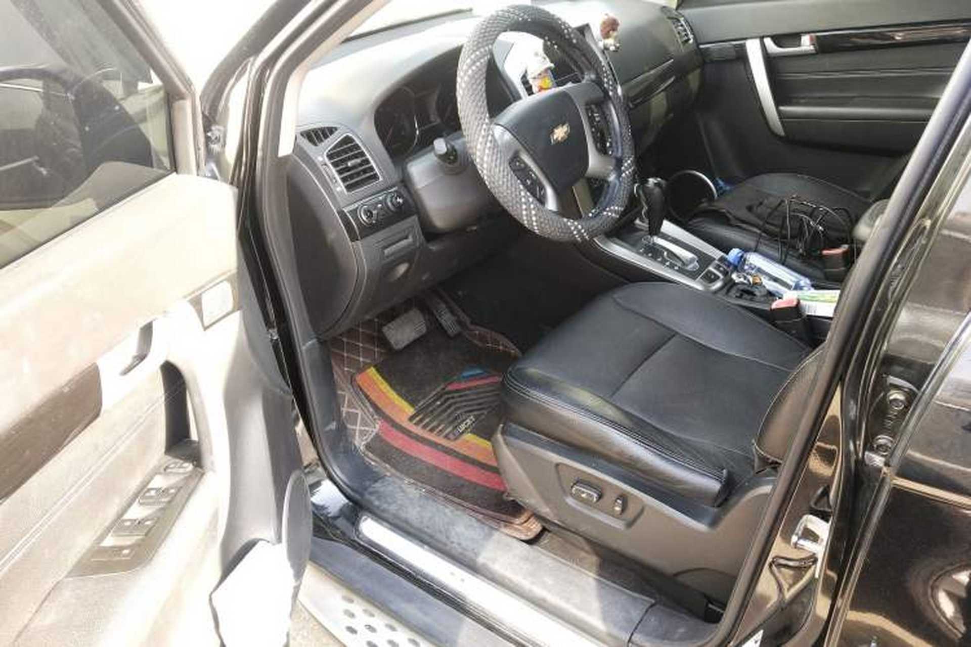 Used Chevrolet Captiva 2017 2.4L 4x4 Flagship Edition 7-Seater Driver Seat