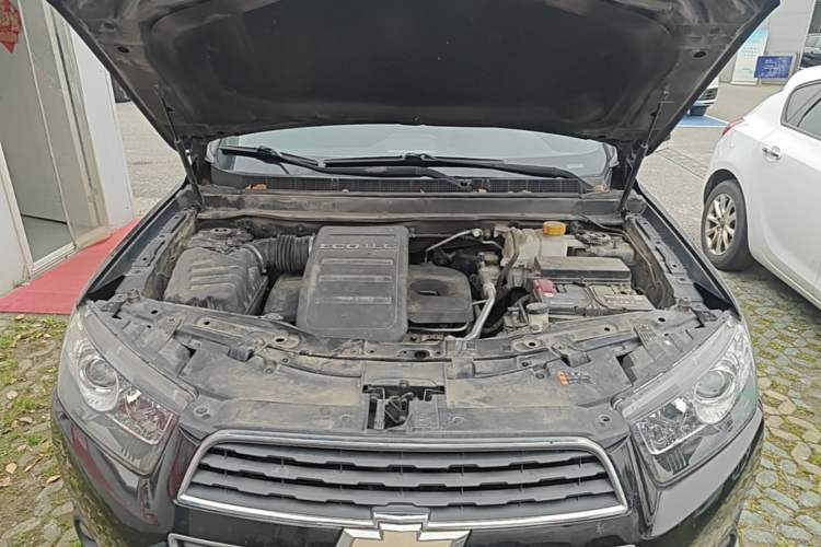 Used Chevrolet Captiva 2017 2.4L Two-Wheel Drive Luxury Edition 7 Seats Engine Bay