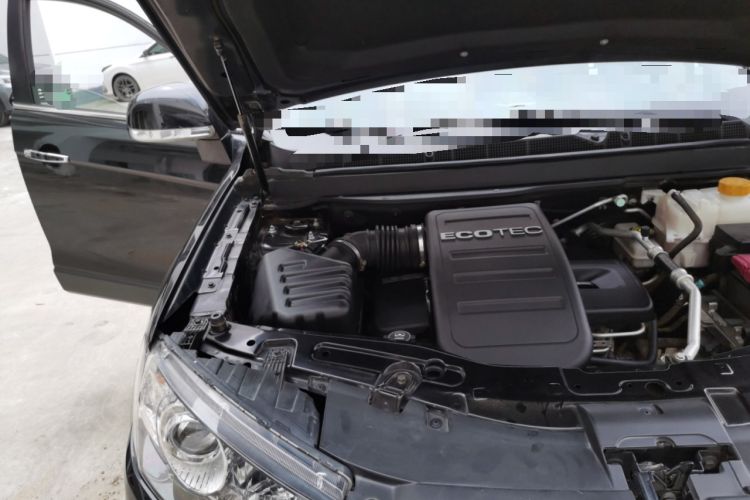 Used Chevrolet Captiva 2017 2.4L 4x4 Flagship Edition 7-Seater Engine Bay Right