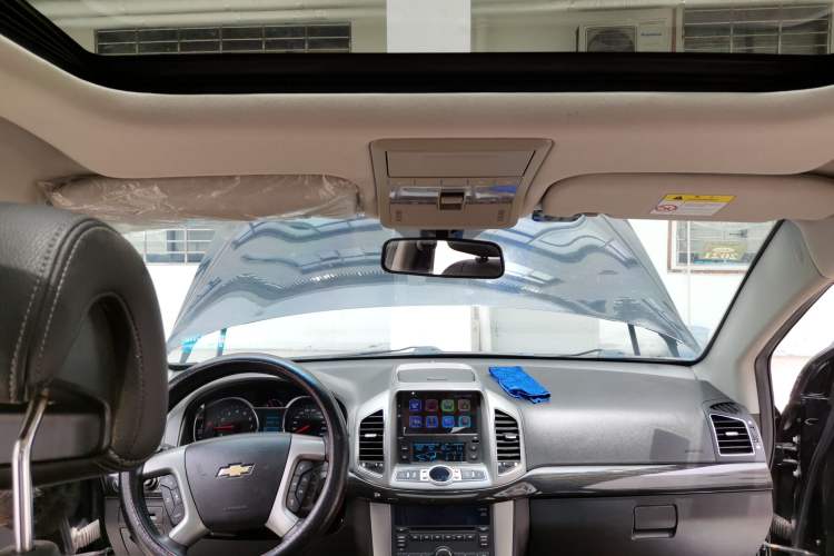 Used Chevrolet Captiva 2017 2.4L 4x4 Flagship Edition 7-Seater Headliner