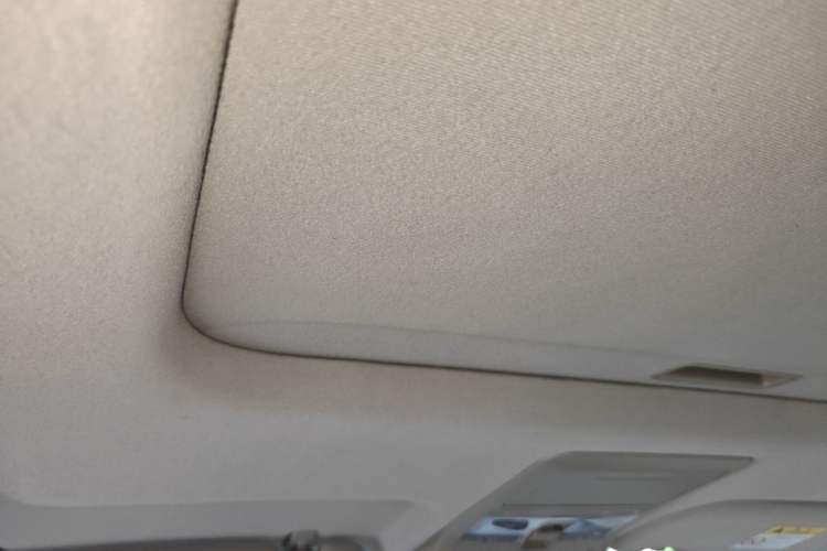 Used Chevrolet Captiva 2017 2.4L 4x4 Flagship Edition 7-Seater Headliner