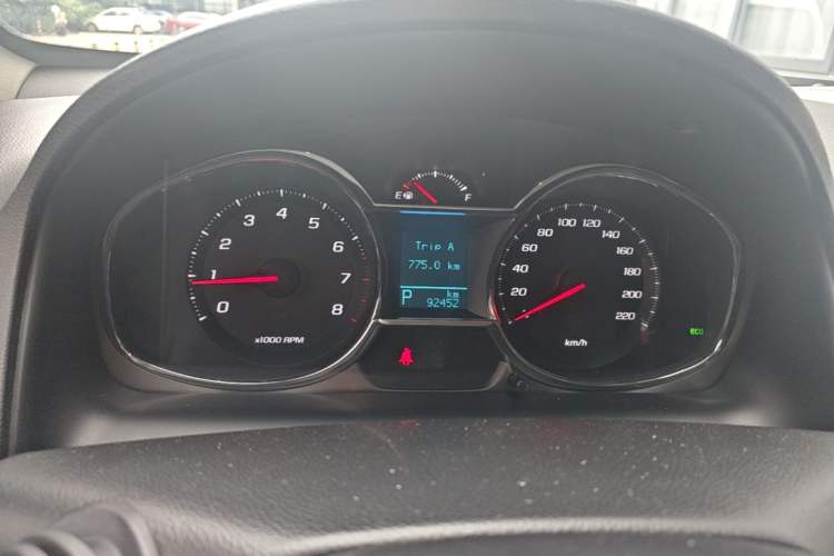 Used Chevrolet Captiva 2017 2.4L Two-Wheel Drive Luxury Edition 7 Seats Instrument Cluster