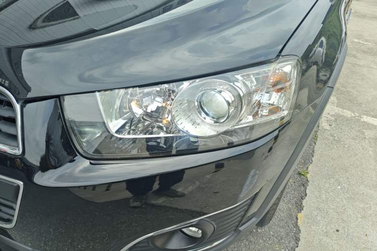 Used Chevrolet Captiva 2017 2.4L Two-Wheel Drive Luxury Edition 7 Seats Left Front Headlight