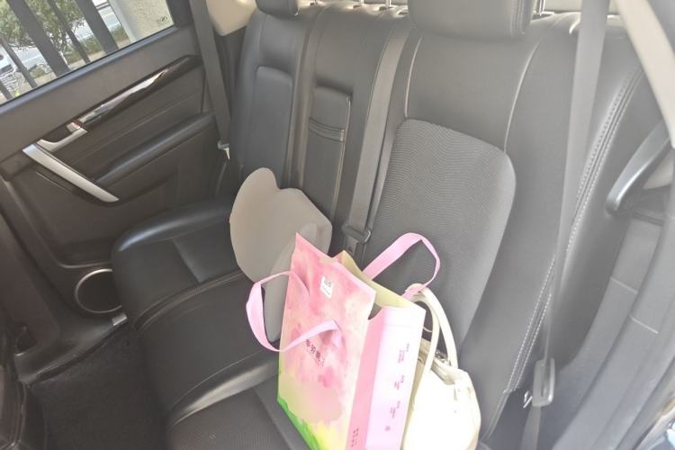 Used Chevrolet Captiva 2017 2.4L 4x4 Flagship Edition 7-Seater Left Rear Seat
