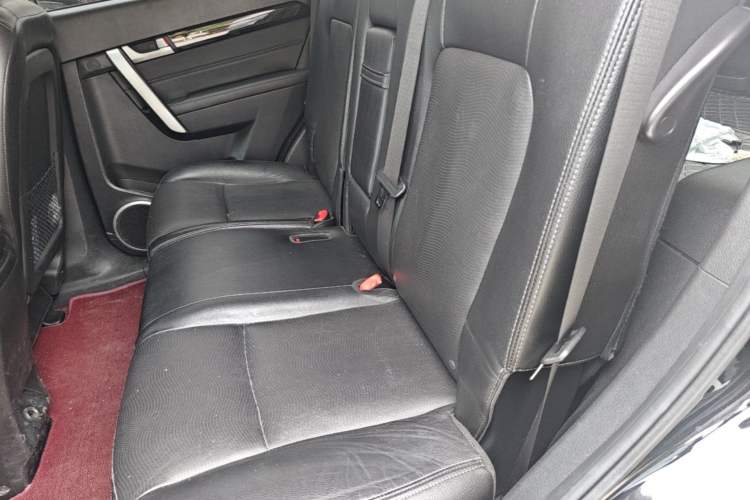 Used Chevrolet Captiva 2017 2.4L Two-Wheel Drive Luxury Edition 7 Seats Left Rear Seat
