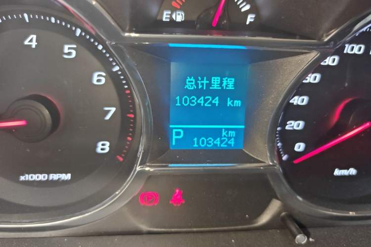 Used Chevrolet Captiva 2017 2.4L 4x4 Flagship Edition 7-Seater Odometer Close Up