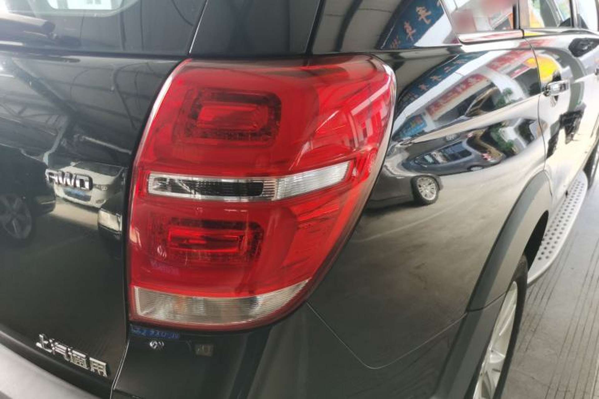 Used Chevrolet Captiva 2017 2.4L 4x4 Flagship Edition 7-Seater Right Rear Taillight