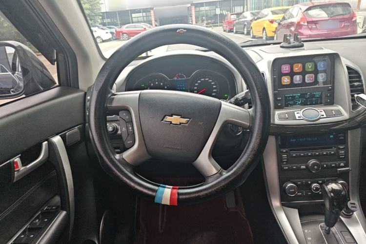 Used Chevrolet Captiva 2017 2.4L Two-Wheel Drive Luxury Edition 7 Seats Steering Wheel
