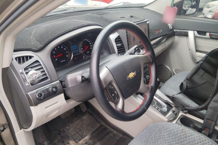 Used Chevrolet Captiva 2017 2.4L Two-Wheel Drive City Edition 5 Seats Center Console