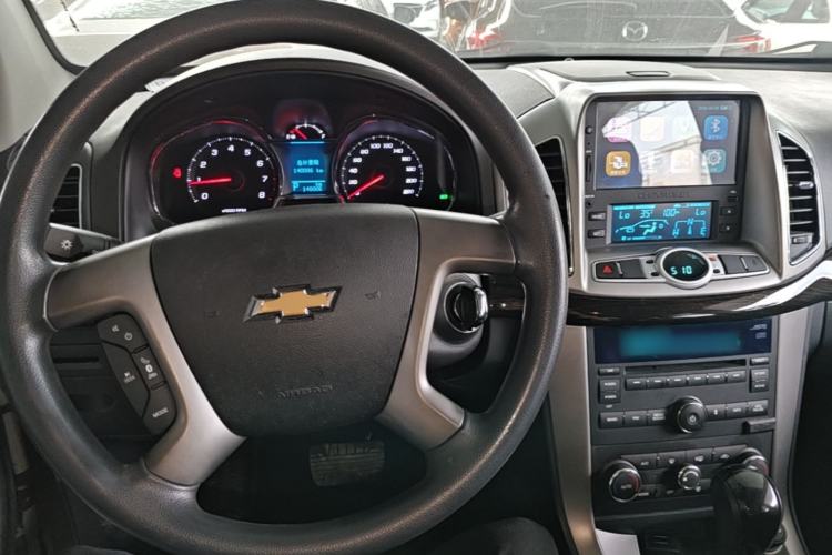 Used Chevrolet Captiva 2017 2.4L Two-Wheel Drive Luxury Edition 7 Seats Center Console