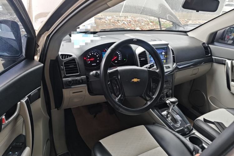 Used Chevrolet Captiva 2017 2.4L Two-Wheel Drive City Edition 5 Seats Center Console